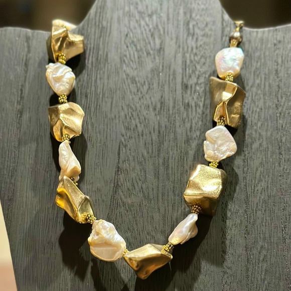 Baroque Pearl Necklace - Picture 2 of 5